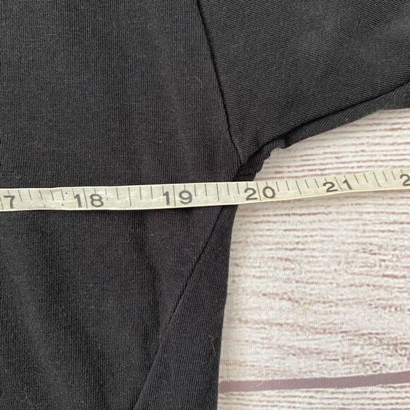 Calia by Carrie underwood women XS black Crewneck short sleeve shirt w/side tie - Picture 9 of 10